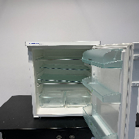 Liebherr Comfort Fridge image 2
